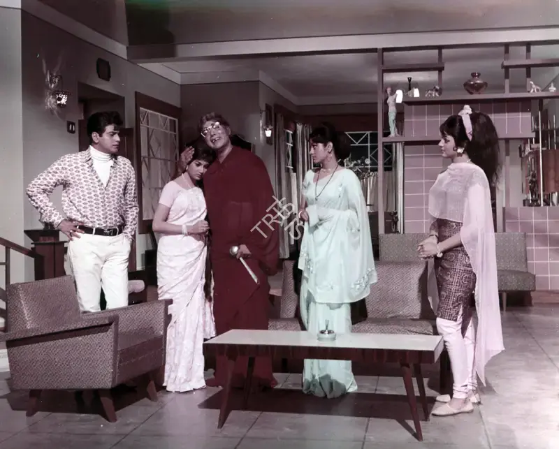 Vasu Menon (Producer), Waris, 1969, Photographic Still
