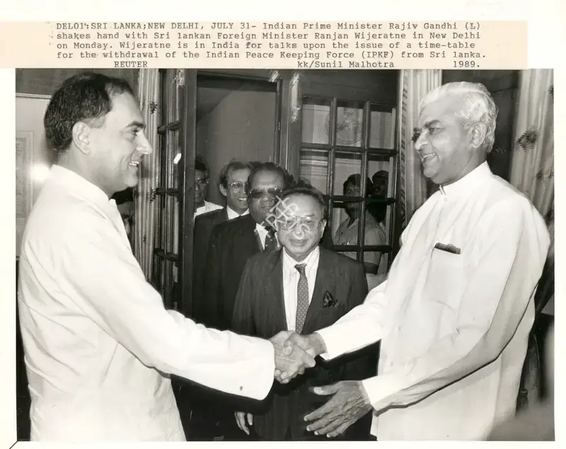 Sunil Malhotra (Photographer), Del01: Sri Lanka; New Delhi, July 31, 1989, Contemporary Photograph