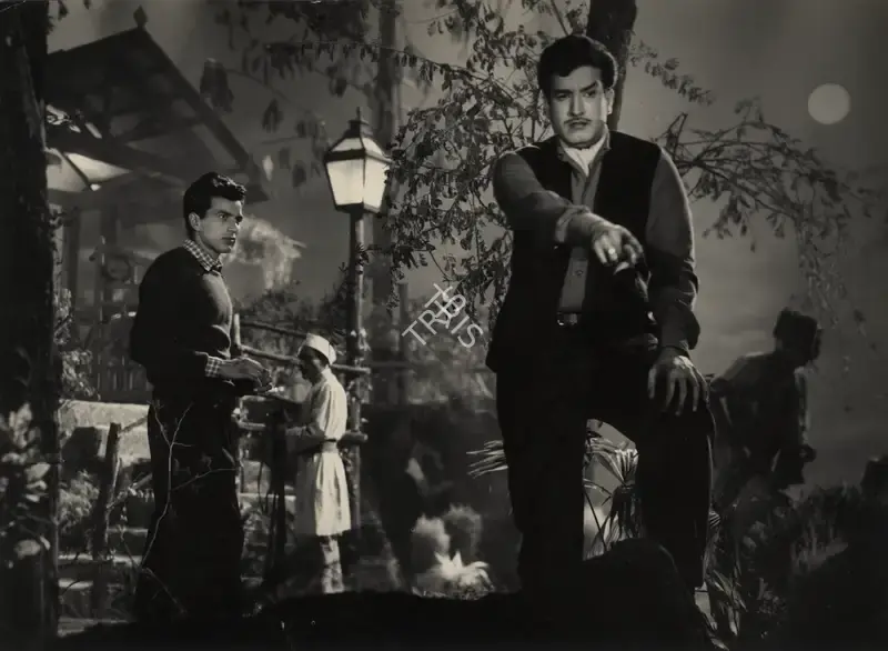 Ramesh Saigal (Producer), Shola Aur Shabnam, 1961, Photographic Still