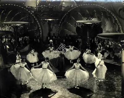 Radhu Karmakar (Cinematographer), Shree 420, 1955, Photographic Still