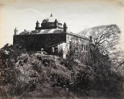 William Johnson (Photographer), Gorabunder, Collectors Lodge, 1850, Antiquarian Photograph