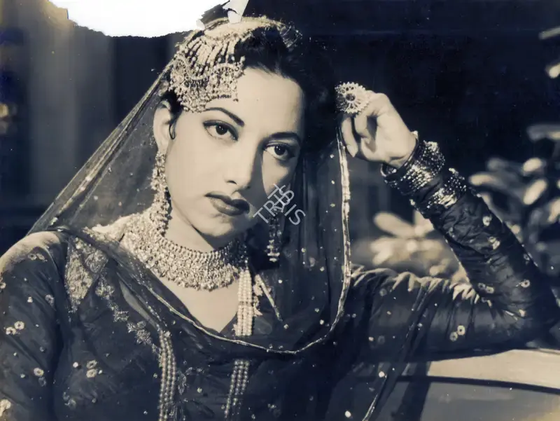 V. Avadhut (Cinematographer), Mirza Ghalib, 1954, Photographic Still