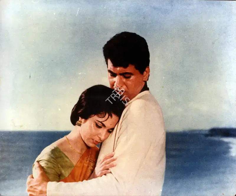 Faredoon A. Irani (Cinematographer), Aadmi, 1968, Photographic Still
