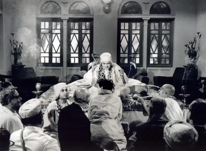 Satyajit Ray (Director), Ka Purush Maha Purush, 1965, Photographic Still