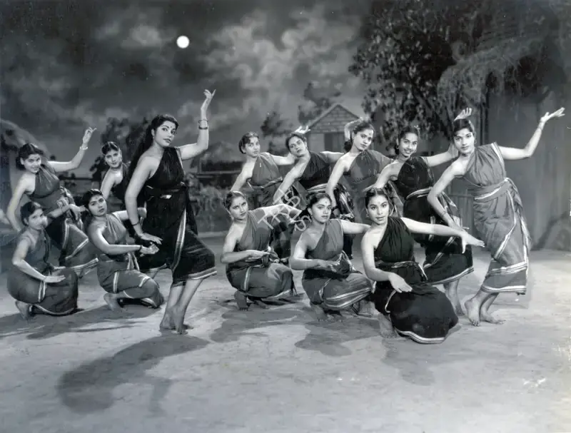 Kuldip Sehgal (Producer), Fashion, 1957, Photographic Still