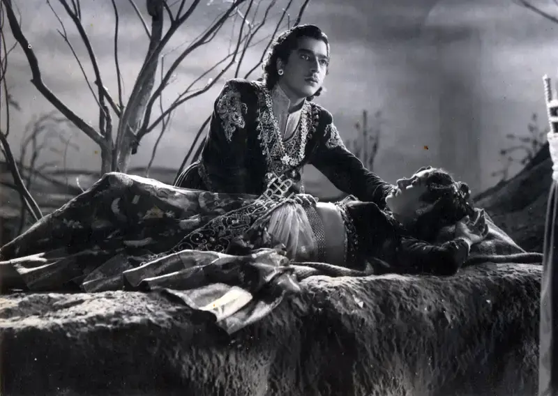 Nandlal Jashwantlal (Director), Anarkali, 1953, Photographic Still