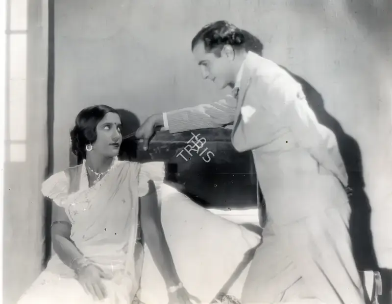 Moti B. Gidwani (Director), Do Aurate, 1937, Photographic Still