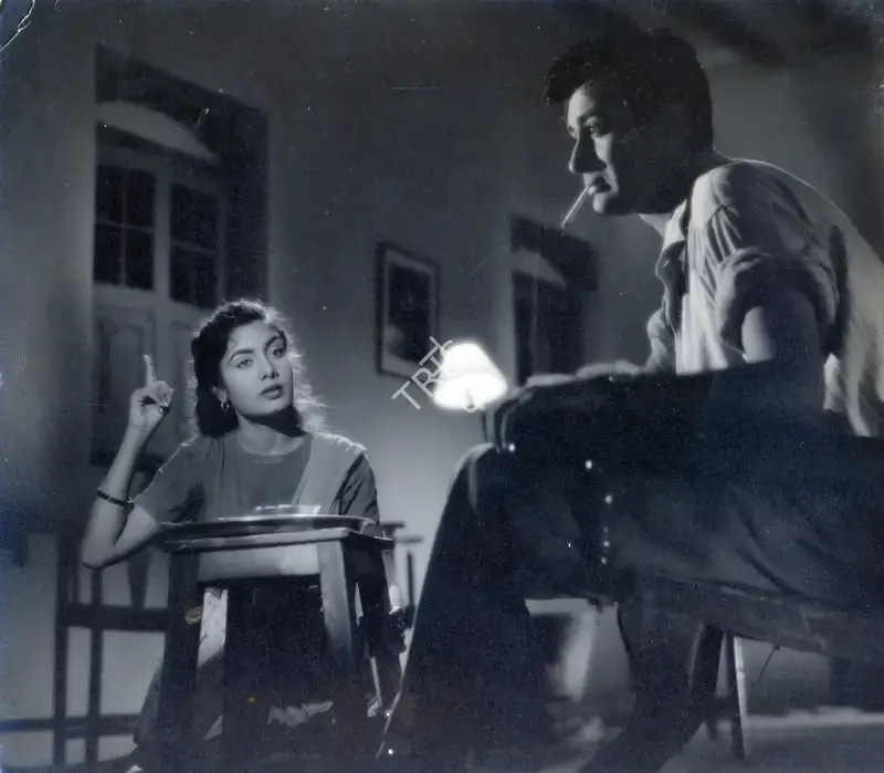 Jal Mistry (Cinematographer), Aandhiyan, 1952, Photographic Still