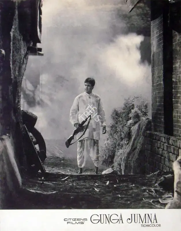 Babasaheb, V. (Cinematographer), Gunga Jamuna, 1961 | Lobby Card | CinemaEducation | 00817000