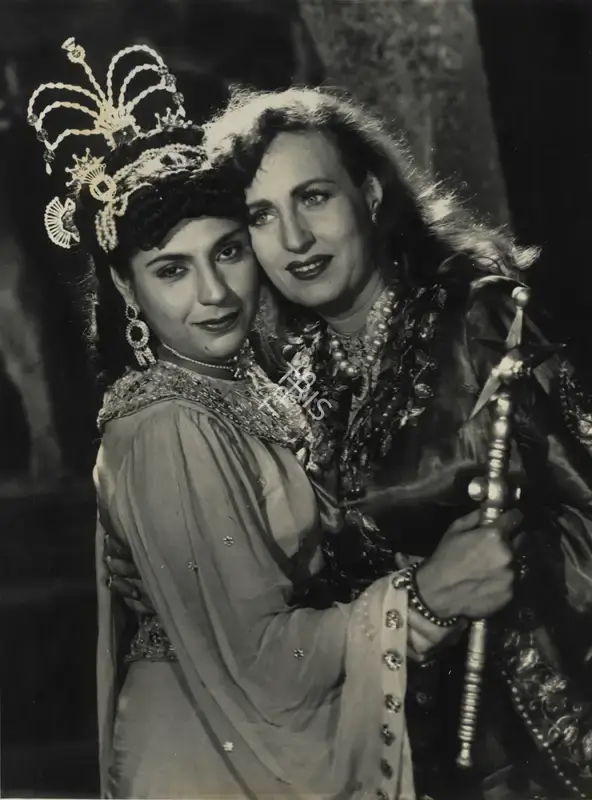 John Cavas (Director), Baghdad Ka Jadu, 1956, Photographic Still
