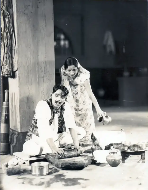 N.D. Sarpotdar (Director), Chalta Putla, 1935, Photographic Still