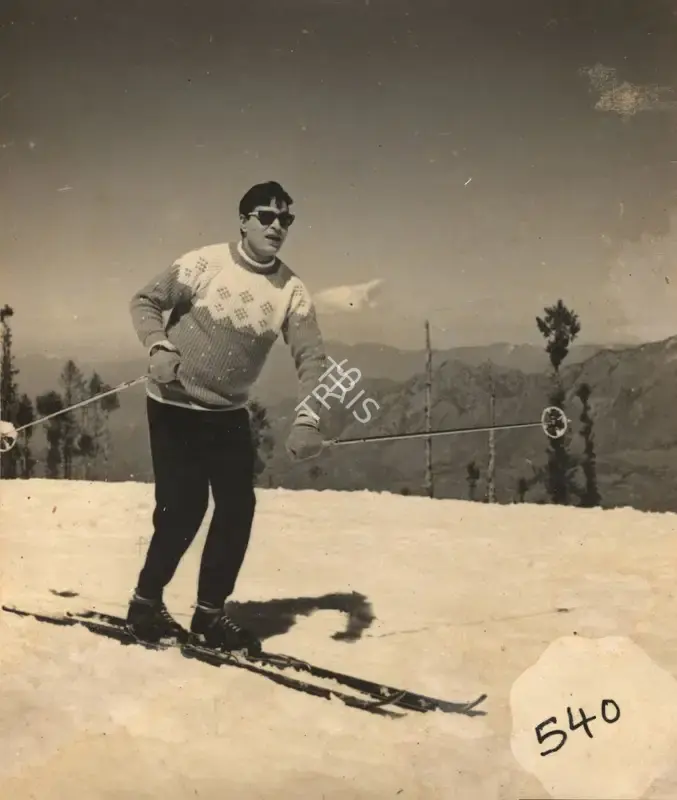 G. Singh (Cinematographer), Arzoo, 1965, Photographic Still