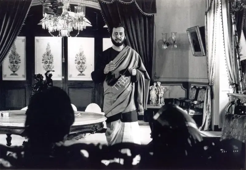 Soumendu Roy (Cinematographer), Ghare Baire, 1985, Photographic Still