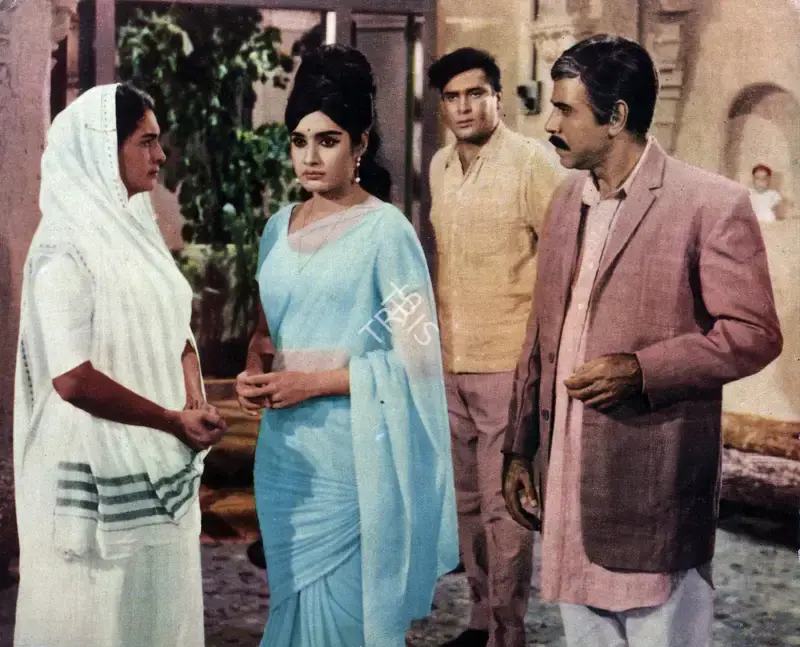 Taru Dutt (Cinematographer), Brahmachari, 1968, Photographic Still