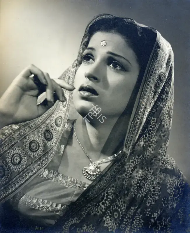 Shanti Kumar (Director), Rakhi, 1949, Photographic Still