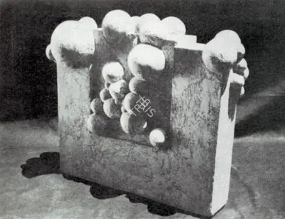 Valsan Koorma Kolleri (Artist), Envelope, Sculpture