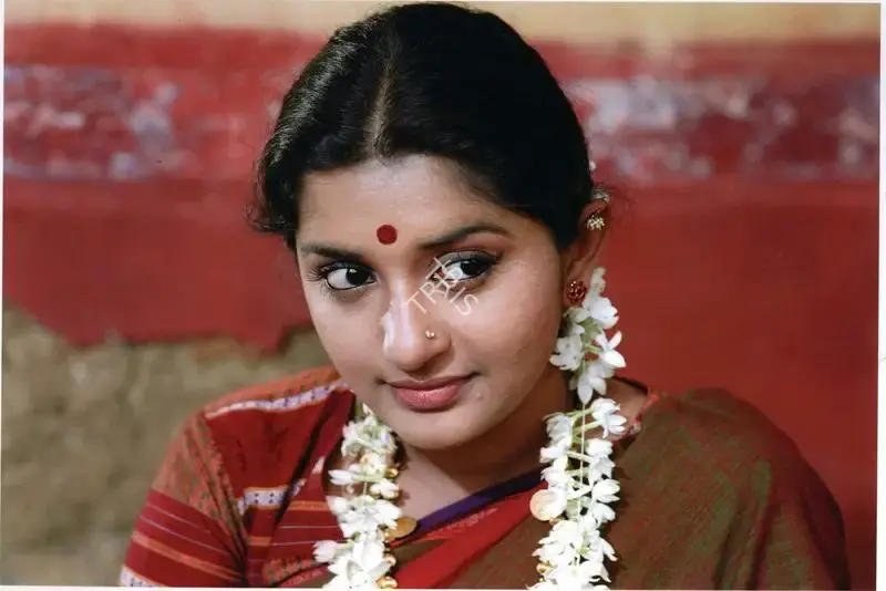 G.S. Bhaskar (Cinematographer), Incompatible, 2009, Photographic Still