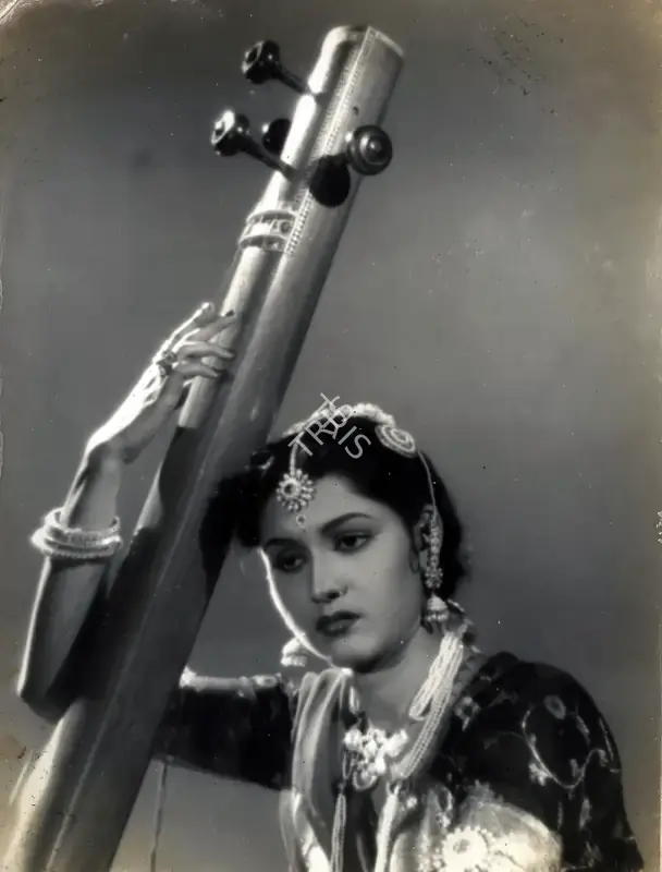 Bipin Gajjar (Cinematographer), Patrani, 1956, Photographic Still