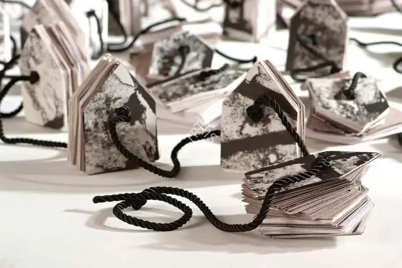 Zarina Hashmi (Artist), Displaced People/Displaced Homes, 1999, Sculpture