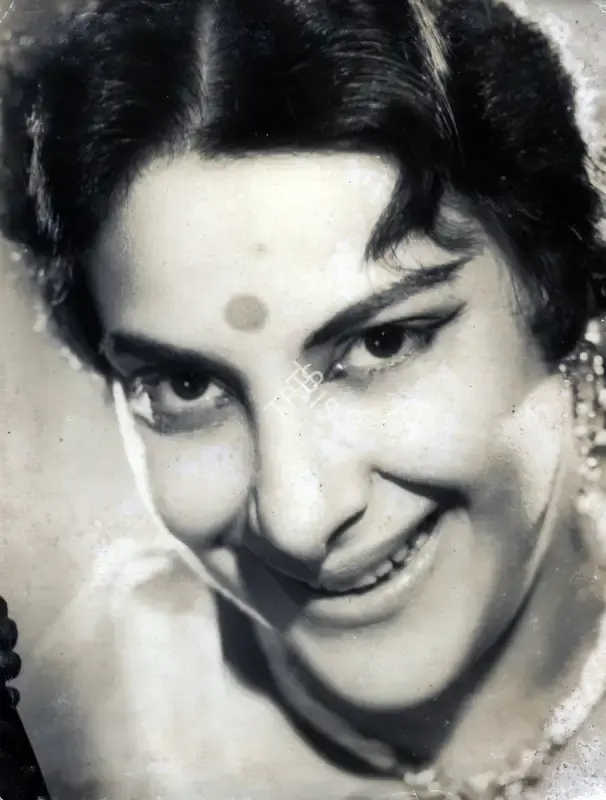 Madan Sinha (Cinematographer), Raat Aur Din, 1967, Photographic Still