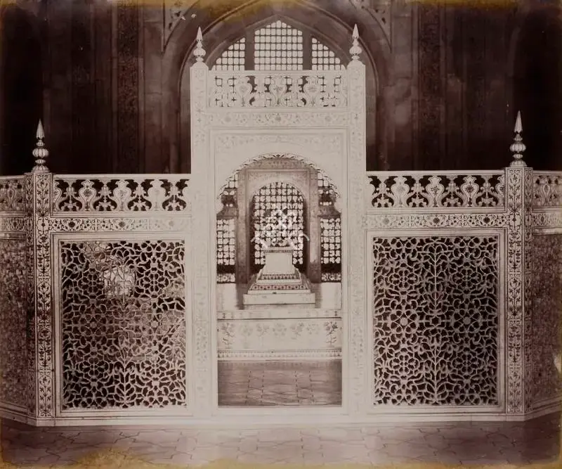 Unknown (Photographer), The Taj Showing Marble Screen, Agra, 1901, Antiquarian Photograph