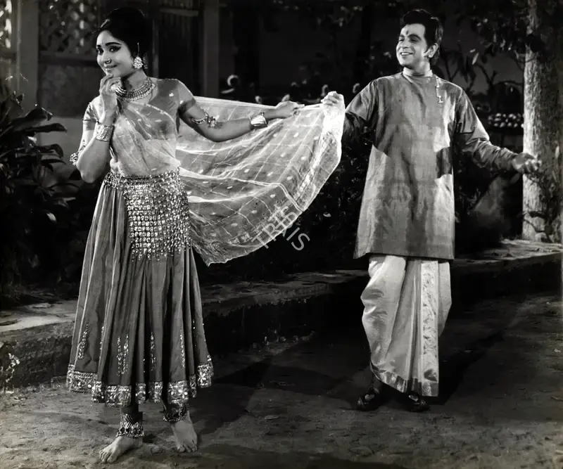 R.D. Mathur (Cinematographer), Sunghursh, 1968, Photographic Still