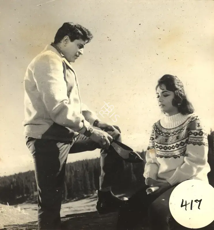 G. Singh (Cinematographer), Arzoo, 1965, Photographic Still