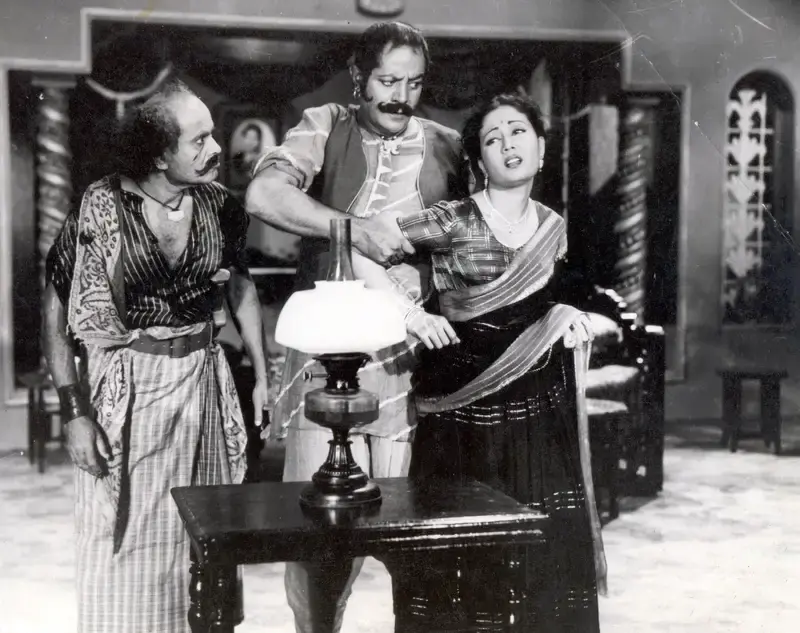 S.M. Sriramulu Naidu (Producer), Azaad, 1955, Photographic Still