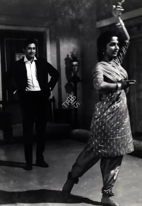 Fali Mistry (Cinematographer), Guide, 1965, Photographic Still
