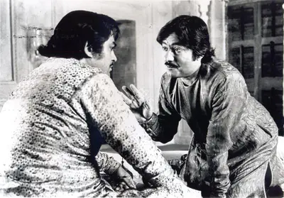 Soumendu Roy (Cinematographer), Shatranj Ke Khilari, 1977, Photographic Still