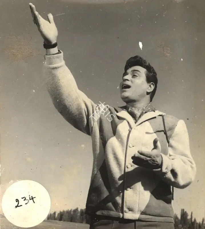 Ramanand Sagar (Producer), Arzoo, 1965, Photographic Still