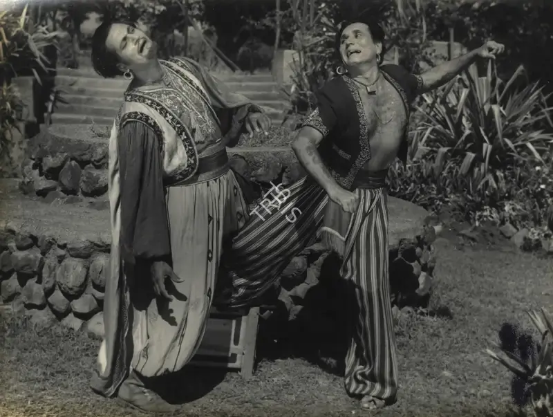 John Cavas (Director), Baghdad Ka Jadu, 1956, Photographic Still