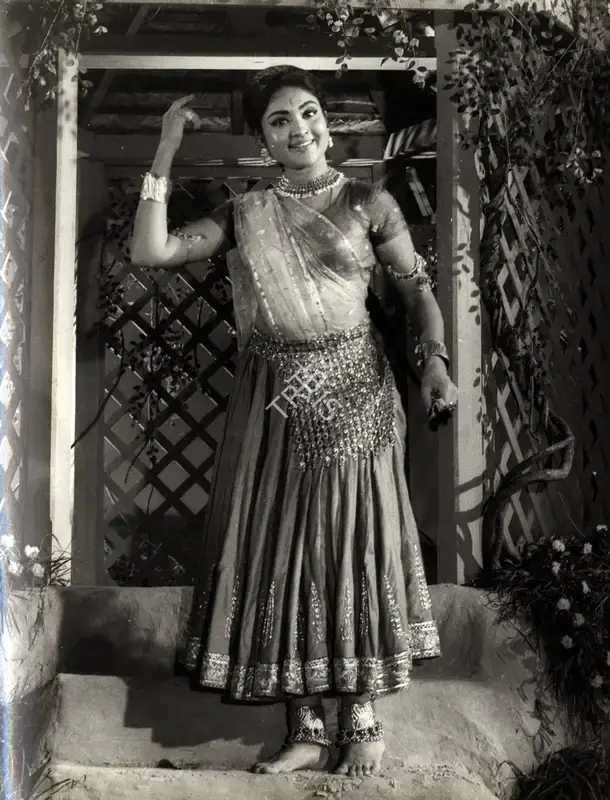 R.D. Mathur (Cinematographer), Sunghursh, 1968, Photographic Still