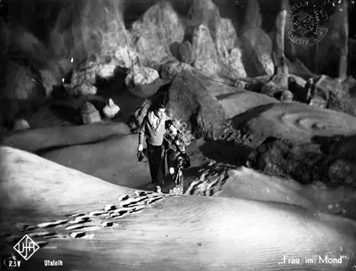 Courant, Curt (Cinematographer), Woman in the Moon, 1929 | Photographic Still | CinemaEducation | 00795492