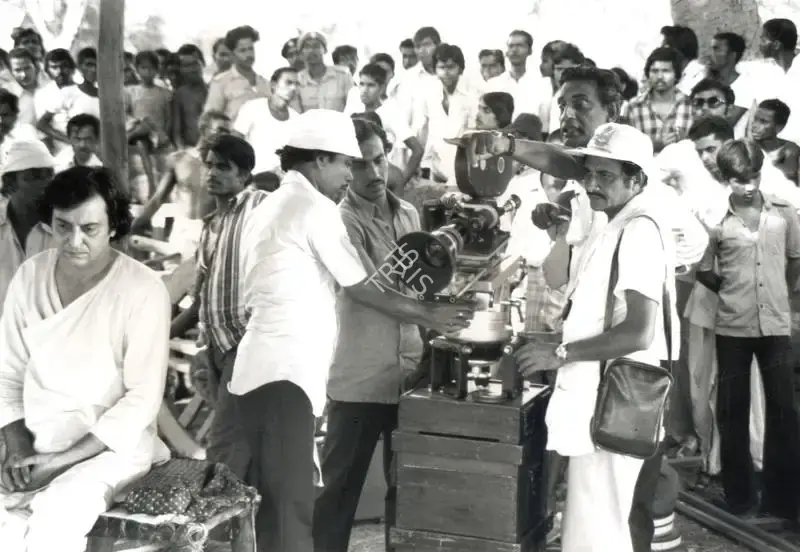 Nemai Ghosh (Still Photographer), Hirak Rajar Deshe, 1980, Working Still
