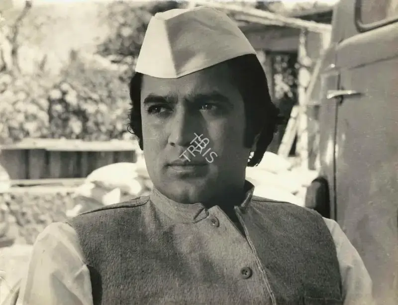 K K Mahajan (Cinematographer), Chakravyuha, 1978, Photographic Still