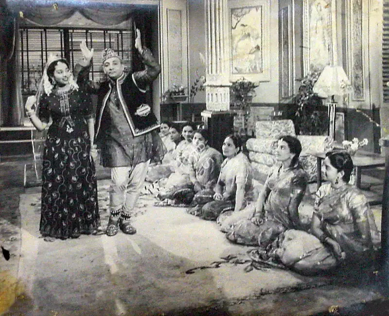 Lekhraj Bhakri (Producer), Shaan, 1950, Photographic Still