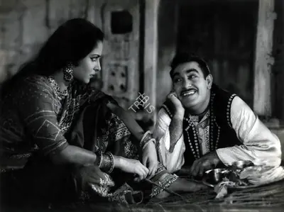 Apurba Bhattacharjee (Cinematographer), Mujhe Jeene Do, 1963, Photographic Still