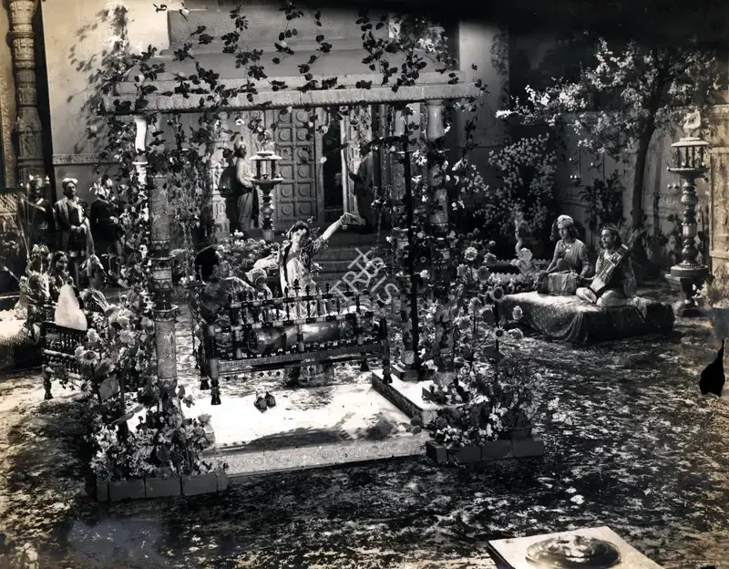 Bipin Gajjar (Cinematographer), Patrani, 1956, Photographic Still