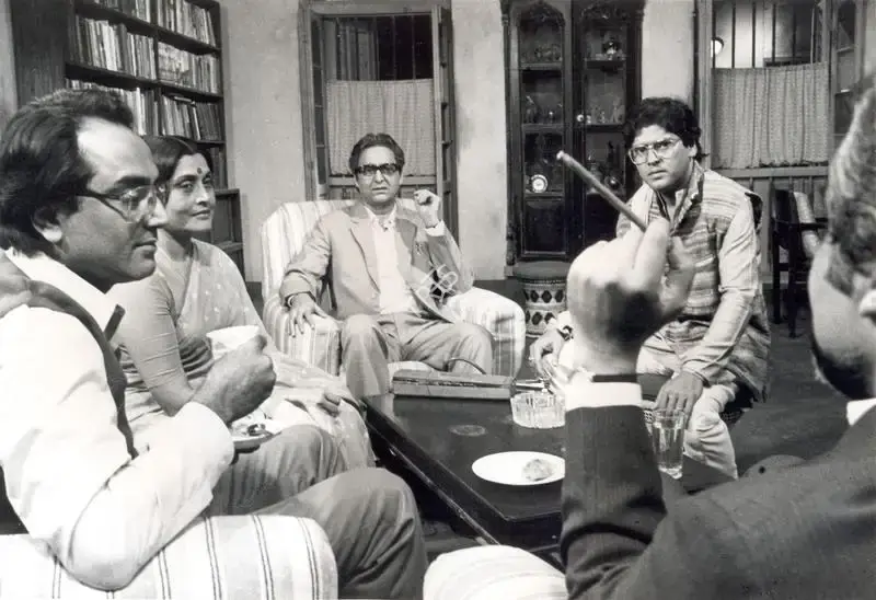 Ravi Malik (Cinematographer), Ganashatru, 1990, Photographic Still