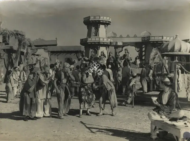 John Cavas (Director), Baghdad Ka Jadu, 1956, Photographic Still