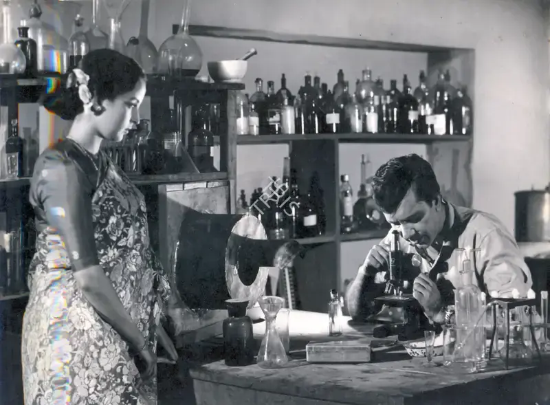 Jaywant Pathare (Cinematographer), Anuradha, 1960, Photographic Still
