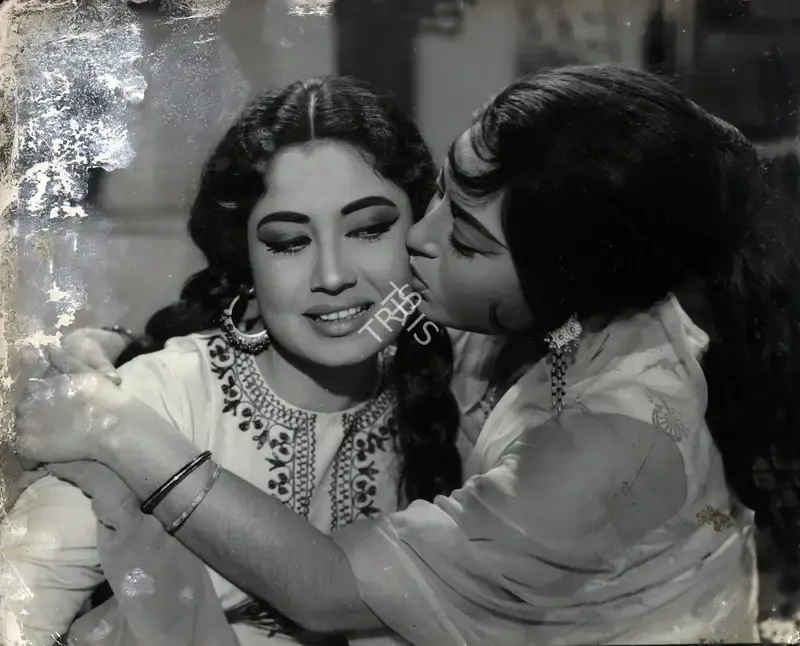Jayendra Kapadia (Cinematographer), Purnima, 1965, Photographic Still
