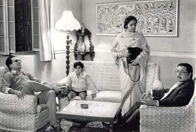Barun Raha (Cinematographer), Shakha Proshakha, 1991, Photographic Still