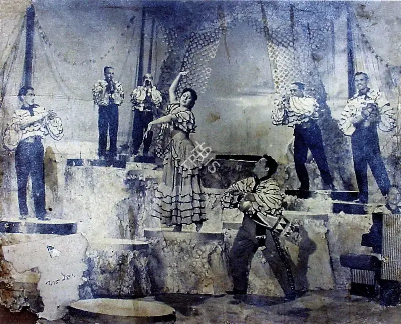 Bhagwan (Producer), Albela, 1951, Photographic Still