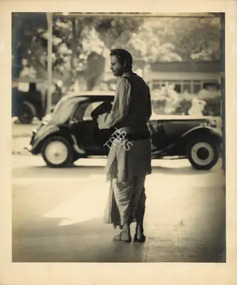 1957