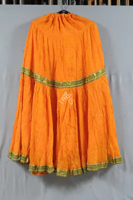 Shama Zaidi (Costume Designer), Shatranj Ke Khilari, 1977, Costume