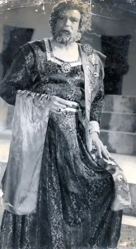 Dilip Gupta (Cinematographer), Yahudi, 1958, Photographic Still