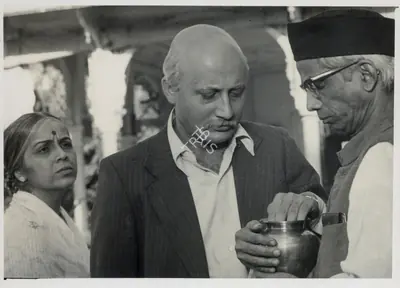 Adeep Tandon (Cinematographer), Saaransh, 1984, Photographic Still
