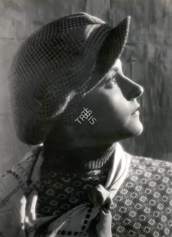 Nandlal Jashwantlal (Cinematographer), Bambai Ki Billi, Photographic Still